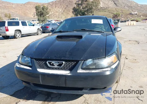 2002 Ford Mustang Gt из США, поврежденный, VIN 1FAFP42XX2F235356